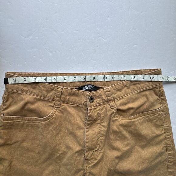 The North Face Men's Tan Shorts Size 32 Cotton Blend Stretch Chino Utility - Picture 4 of 9